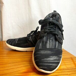 Womens Tom's  Del Rey Size 8.5 Black Grey Canvas lace up Oxford Sneaker